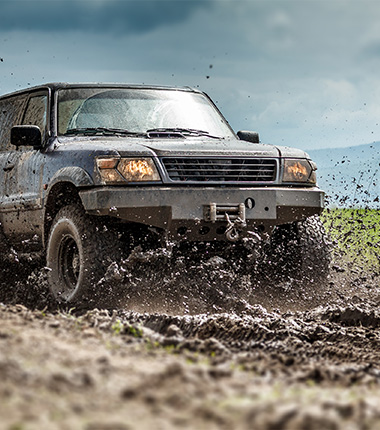 VOITURE TOUT TERRAIN